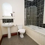 Graysonside 4*